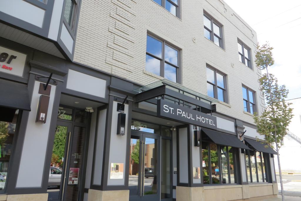 St. Paul Hotel Wooster Exteriör bild